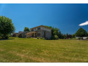 692 Featherwood Pass, Sun Prairie, WI 53590