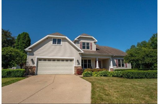 637 Meadow Mist Ct, Deerfield, WI 53531