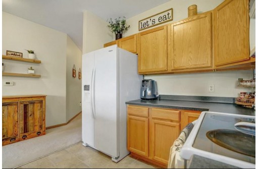 141 Metro Terr 301, Madison, WI 53718