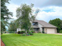 60439 Fairway Ct, Prairie Du Chien, WI 53821