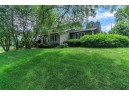 1433 Hiawatha Dr, Beaver Dam, WI 53916