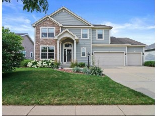 2375 Walnut Hill Ln Sun Prairie, WI 53590