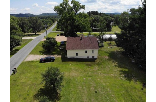 N5619 Johnson Rd, New Lisbon, WI 53950