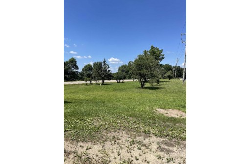 N5619 Johnson Rd, New Lisbon, WI 53950