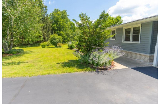 W8445 Hwy 33, Portage, WI 53901