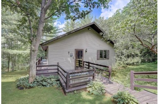 W8615 Duck Creek Ln, Westfield, WI 53964