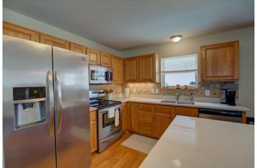 637 Copernicus Way, Madison, WI 53718