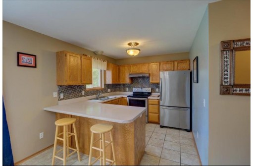 7138 Mckee Rd, Madison, WI 53719