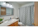 720 Stonehaven Dr, Sun Prairie, WI 53590