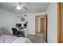 720 Stonehaven Dr, Sun Prairie, WI 53590