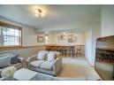 720 Stonehaven Dr, Sun Prairie, WI 53590