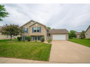 720 Stonehaven Dr, Sun Prairie, WI 53590