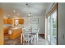 720 Stonehaven Dr, Sun Prairie, WI 53590