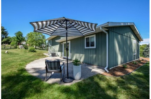 3687 Vickiann St, Verona, WI 53593