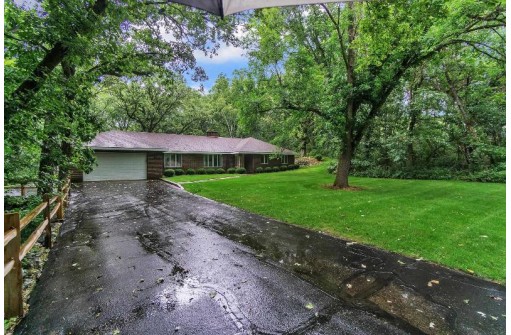 10632 W Oak Ridge Rd, Evansville, WI 53536