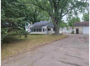 W2380 Fields Rd Fall River, WI 53932