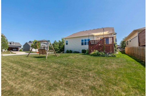 6150 Sledding Pky, McFarland, WI 53558