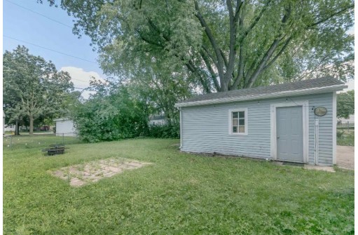 289 Weis Ave, Fond Du Lac, WI 54935