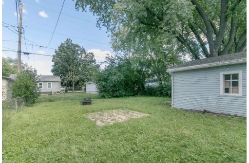 289 Weis Ave, Fond Du Lac, WI 54935