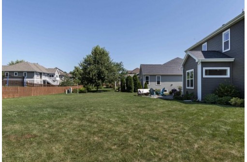 7708 Indigo Dr, DeForest, WI 53532