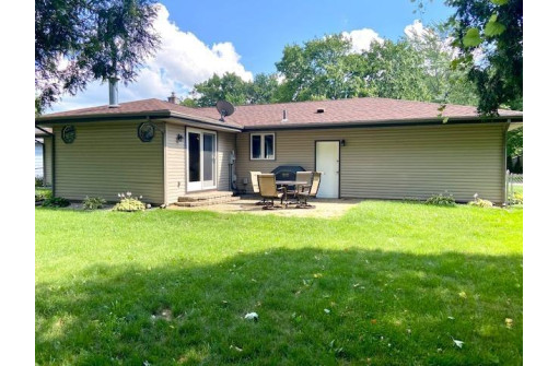 2813 Hyacinth Ave, Janesville, WI 53545