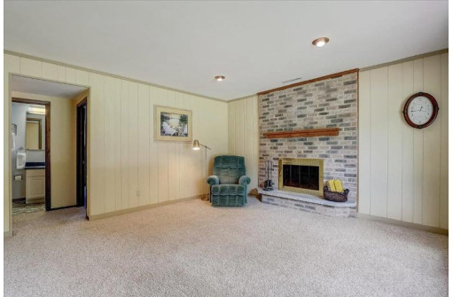 2714 Post Rd, Madison, WI 53713