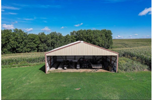 2575 County Road H, Barneveld, WI 53507