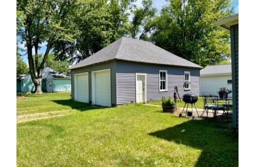 201 E Rio St, Rio, WI 53960