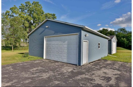 2324 Scenic Ct, Milton, WI 53563