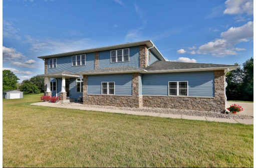 2324 Scenic Ct, Milton, WI 53563