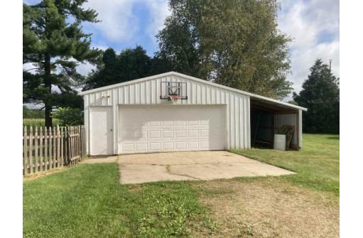 308 W Main St, Camp Douglas, WI 54618