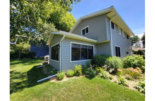 4906 Ralph Cir, Madison, WI 53714