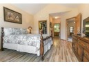 6104 Dell Dr, Madison, WI 53718