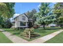 438 Water St, Lake Mills, WI 53551-1636