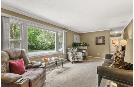 3006 Harriman Ln, Madison, WI 53713