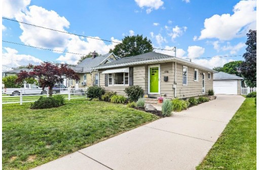 1718 Winchester St, Madison, WI 53704