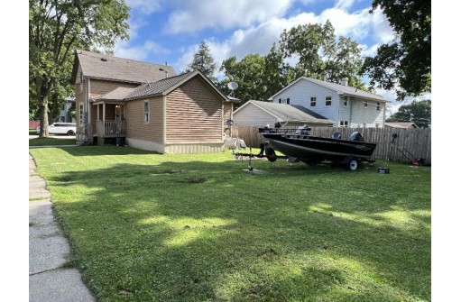 227 N Myrtle St, Sparta, WI 54656