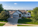 2120 Stonehaven Dr, Sun Prairie, WI 53590