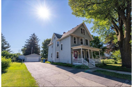 423 S Main St, Verona, WI 53593