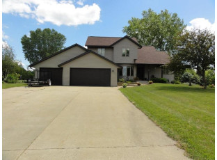 4346 Hawk Tr DeForest, WI 53532