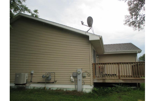 459 S Orchard St, Janesville, WI 53548-4478