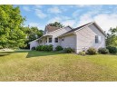 723 Columbia Dr, Poynette, WI 53955