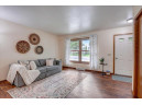 2126 S Thompson Dr, Madison, WI 53716