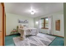 2126 S Thompson Dr, Madison, WI 53716