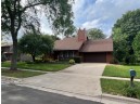 7502 Voss Pky, Middleton, WI 53562