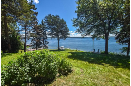 W3555 Meredith Ln, Green Lake, WI 54941