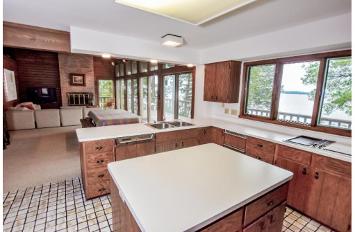 W3555 Meredith Ln, Green Lake, WI 54941