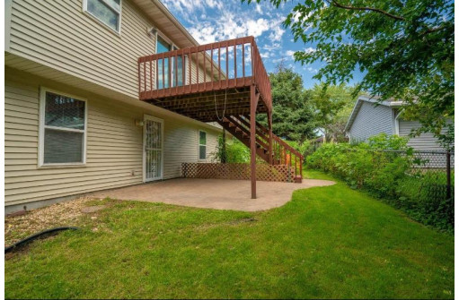 2801 Foxwood Tr, Madison, WI 53713