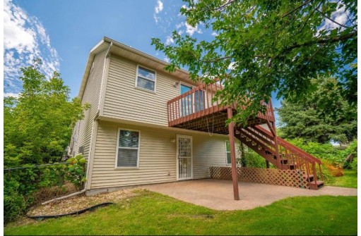 2801 Foxwood Tr, Madison, WI 53713