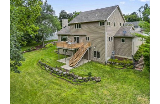 227 E Mckinley St, Stoughton, WI 53589